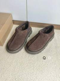Picture of UGG Shoes _SKUUGGsz35-45GDT090219863